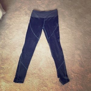 Victoria’s Secret Yoga Leggings